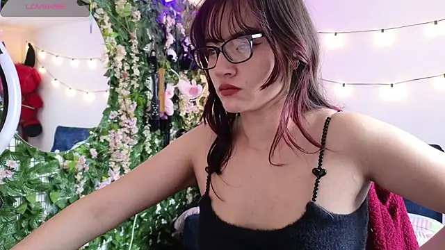 MiaVelvetDoll online show from January 13, 2:22 pm