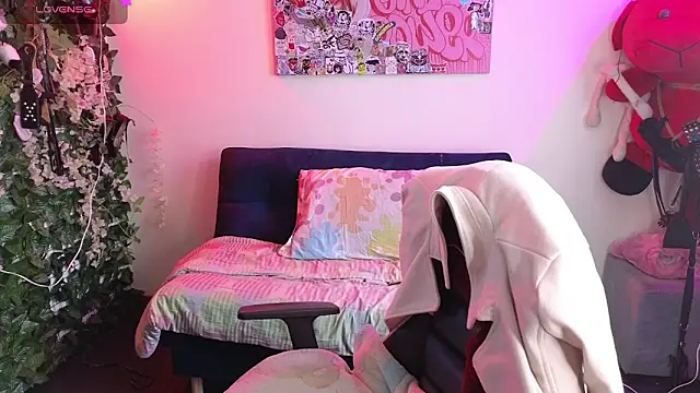 MiaVelvetDoll online show from March 9, 3:49 pm