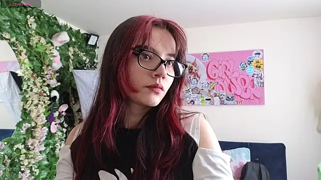 MiaVelvetDoll online show from March 14, 2:55 pm