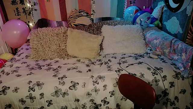 Maddy cat 91 online show from April 12, 3:39 pm