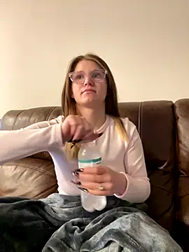 Riley ray69 online show from October 28, 4:42 pm