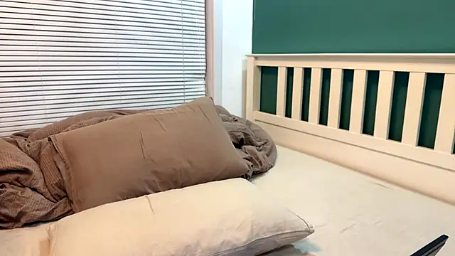 jensenyep online show from March 22, 4:21 pm