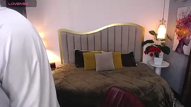 jhos padill online show from December 18, 1:28 pm