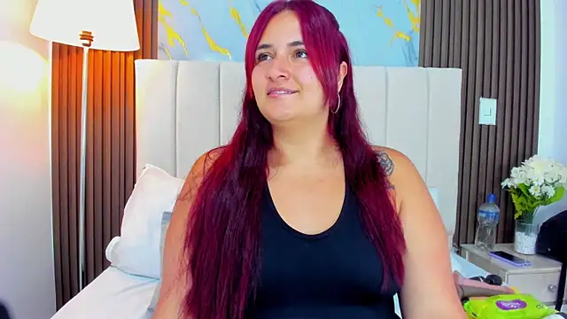 Snapshot of Victoria_Guzman chatting on April 27, 3:21 pm Victoria Guzman online show from April 27, 3:21 pm