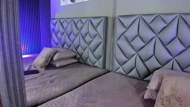 Kitty Dollyy online show from November 21, 8:51 pm