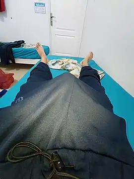 Snapshot of RaoufDz17cm chatting on October 17, 7:16 pm RaoufDz17cm online show from October 17, 7:16 pm