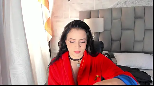 ChannelWhite  online show from October 14, 9:26 pm