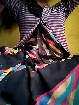 Snapshot of Gopika_Dudi chatting on November 23, 1:49 am Gopika Dudi online show from November 23, 1:49 am