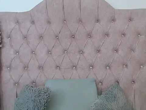 Snapshot of Jessica_Carter_01 chatting on October 4, 4:49 pm Jessica Carter 01 online show from October 4, 4:49 pm