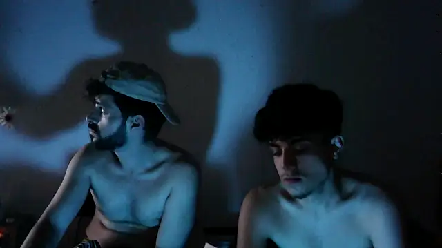 young swisscouple online show from March 25, 2:17 am