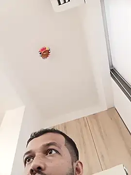 Snapshot of VJ17 chatting on November 1, 4:58 am VJ17 online show from November 1, 4:58 am