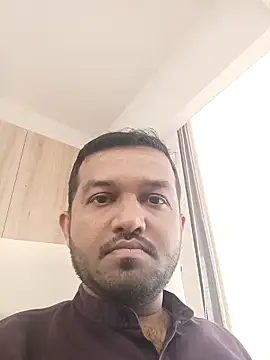 Snapshot of VJ17 chatting on November 18, 4:50 am VJ17 online show from November 18, 4:50 am