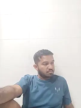 Snapshot of VJ17 chatting on December 3, 7:45 pm VJ17 online show from December 3, 7:45 pm