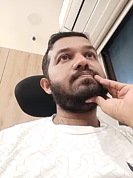 VJ17 online show from March 7, 12:35 pm