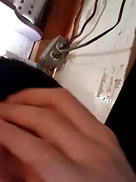 LUISSLEONN0958 online show from September 16, 8:21 pm