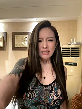 Snapshot of Manson13333 chatting on October 26, 3:40 pm Manson13333 online show from October 26, 3:40 pm