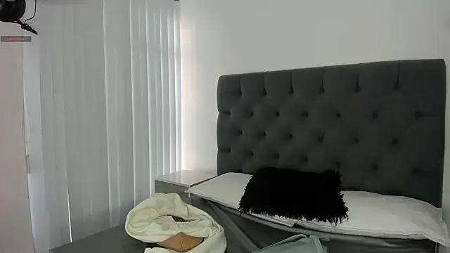 VictoriaParkeer online show from May 20, 11:38 am