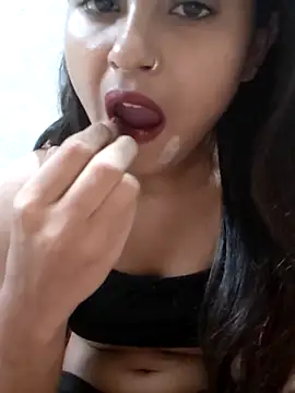 Snapshot of Tara2007 chatting on November 24, 5:45 pm Tara2007 online show from November 24, 5:45 pm