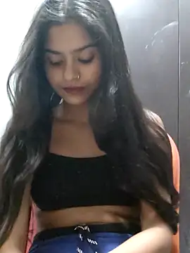 Snapshot of Tara2007 chatting on November 27, 9:00 am Tara2007 online show from November 27, 9:00 am