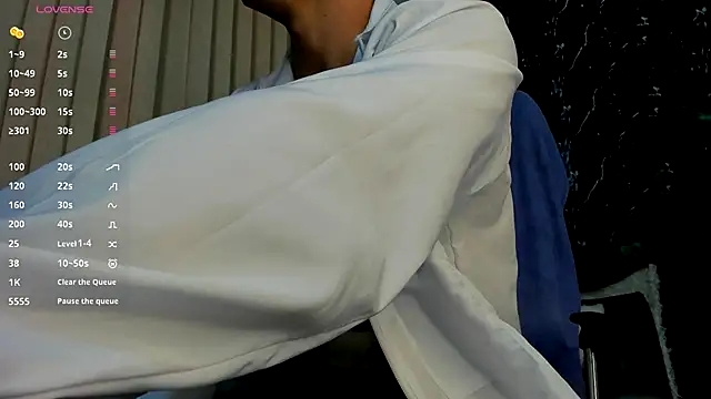 Alexander ferre online show from October 4, 7:34 pm