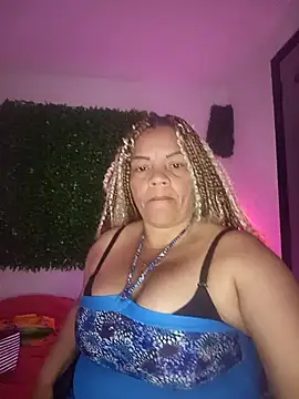 Snapshot of Eva_Luxei chatting on November 8, 12:16 pm Eva Luxei online show from November 8, 12:16 pm