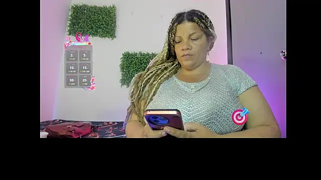 Snapshot of Eva_Luxei chatting on January 14, 7:52 pm Eva Luxei online show from January 14, 7:52 pm