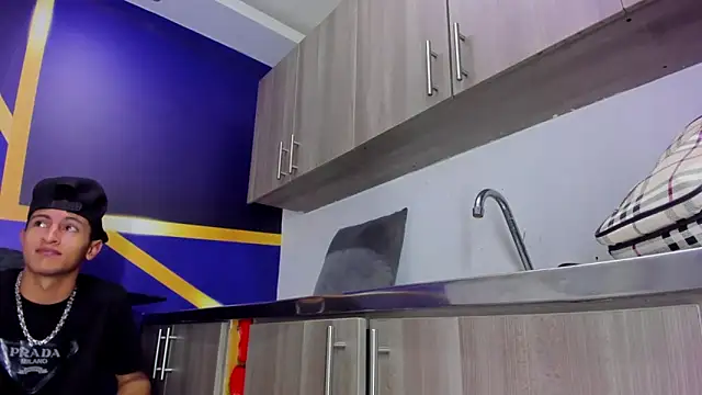 Snapshot of gustavo_saaled19_ chatting on September 13, 8:30 pm gustavo saaled19 online show from September 13, 8:30 pm