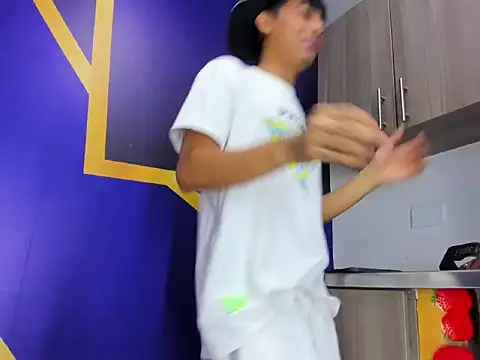 Snapshot of gustavo_saaled19_ chatting on September 15, 6:52 pm gustavo saaled19 online show from September 15, 6:52 pm