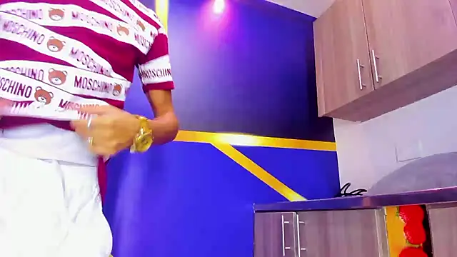 Snapshot of gustavo_saaled19_ chatting on September 29, 7:30 pm gustavo saaled19 online show from September 29, 7:30 pm