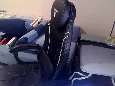 Wyrolowanyyy online show from February 26, 12:42 am