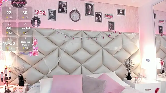 dafnne hall online show from October 10, 4:33 am