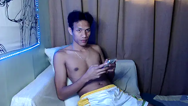 Snapshot of fantasy_davidxx chatting on September 20, 8:37 am fantasy davidxx online show from September 20, 8:37 am