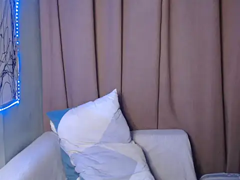 Snapshot of fantasy_davidxx chatting on October 2, 11:06 am fantasy davidxx online show from October 2, 11:06 am