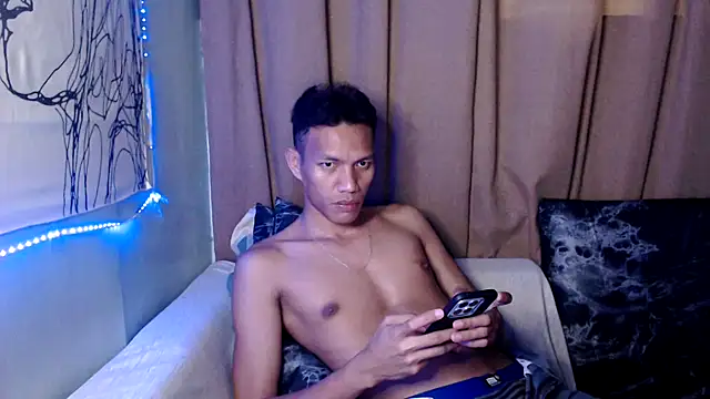Snapshot of fantasy_davidxx chatting on October 15, 9:37 pm fantasy davidxx online show from October 15, 9:37 pm