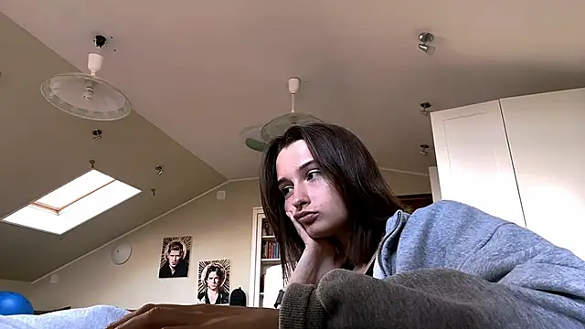 DarlineBrustera online show from September 13, 2:17 pm