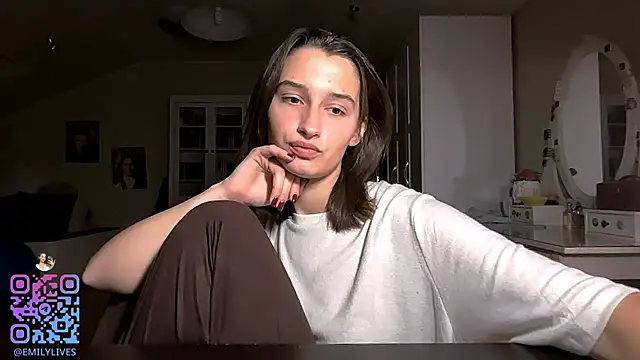 DarlineBrustera online show from November 1, 2:30 pm