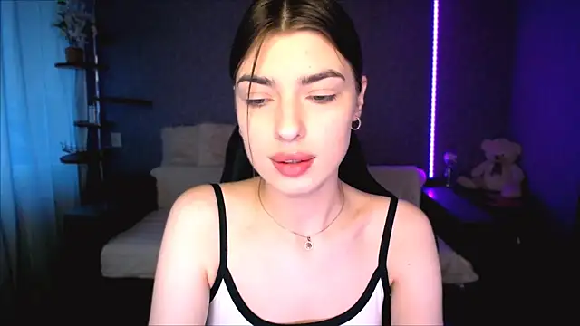 Dianaa Lee0 online show from June 18, 3:38 pm