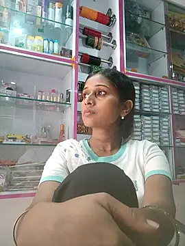 Snapshot of hotshreya69 chatting on September 9, 10:37 am hotshreya69 online show from September 9, 10:37 am