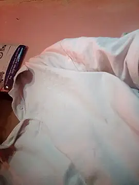 Snapshot of hotshreya69 chatting on November 14, 1:21 pm hotshreya69 online show from November 14, 1:21 pm