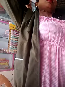 Snapshot of hotshreya69 chatting on November 16, 8:31 am hotshreya69 online show from November 16, 8:31 am