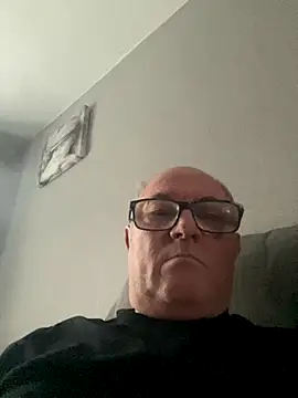 Snapshot of naughtygrandad1 chatting on October 1, 7:03 am naughtygrandad1 online show from October 1, 7:03 am