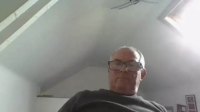 Snapshot of naughtygrandad1 chatting on October 8, 1:42 pm naughtygrandad1 online show from October 8, 1:42 pm