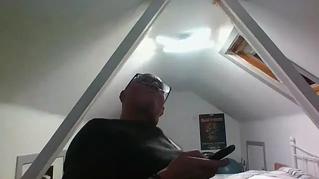 Snapshot of naughtygrandad1 chatting on October 29, 8:21 pm naughtygrandad1 online show from October 29, 8:21 pm