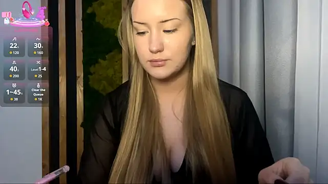 PandaFluff online show from November 9, 4:49 pm