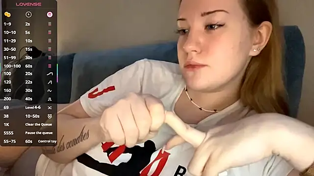 PandaFluff online show from March 21, 5:49 pm