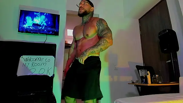 Andrew Johnnson online show from September 16, 6:09 pm