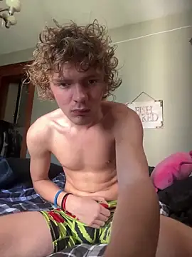 landen432 online show from September 15, 3:56 pm