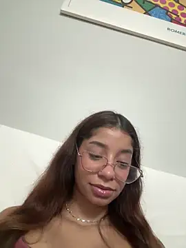 FadaPerigosa online show from April 19, 4:45 am