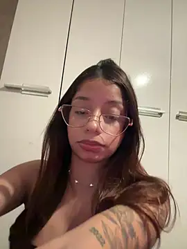 FadaPerigosa online show from April 23, 1:29 am