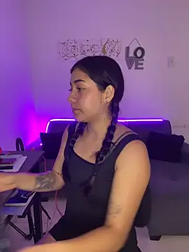 miaftmax online show from March 14, 3:28 pm